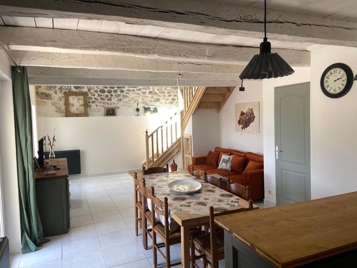 Maison De Charme Au Coeur Des Vignes Et Gironde Gauriac Bagian luar foto