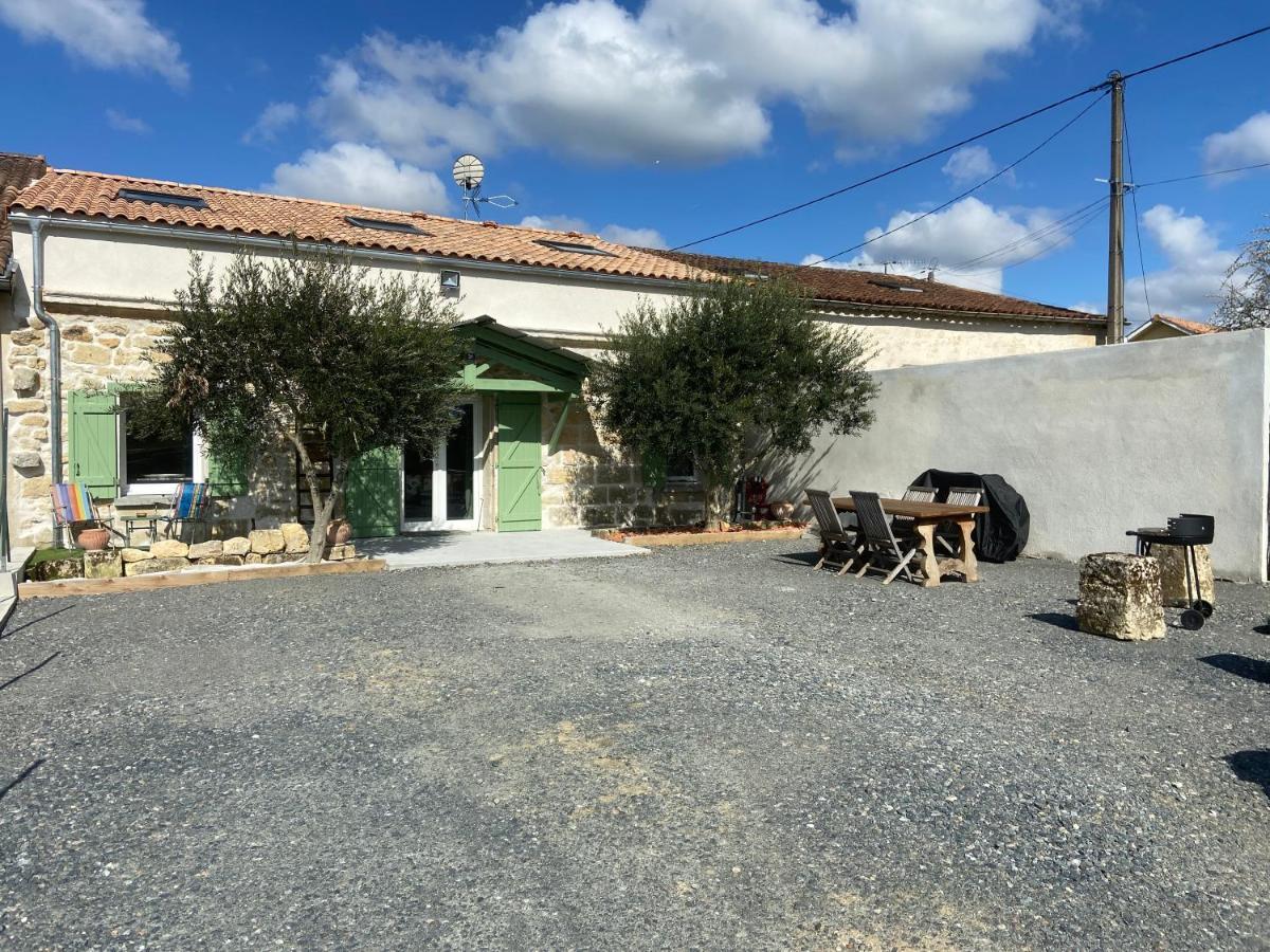 Maison De Charme Au Coeur Des Vignes Et Gironde Gauriac Bagian luar foto